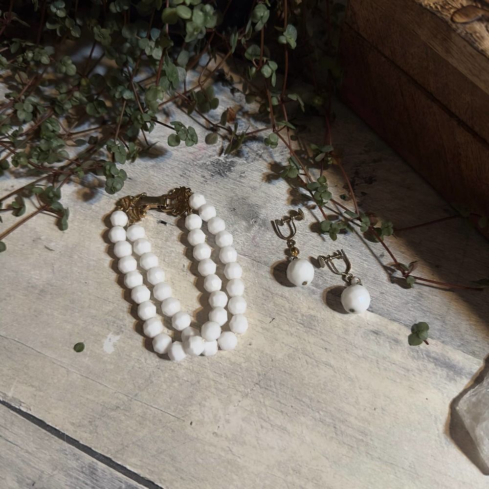 Vintage White Milk Glass Bead Double Strand Bracelet & Earring Set